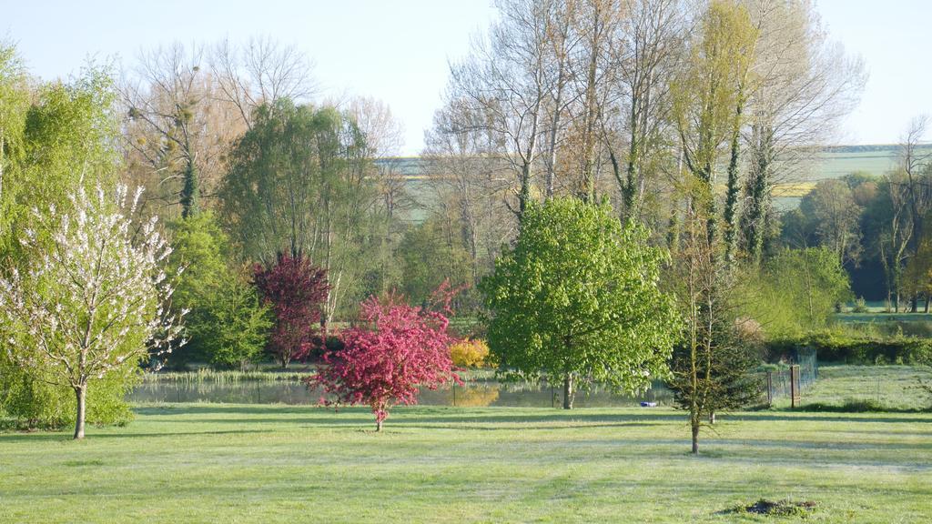 Chambres D'Hotes La Ferme Du Scardon Neufmoulin Kültér fotó